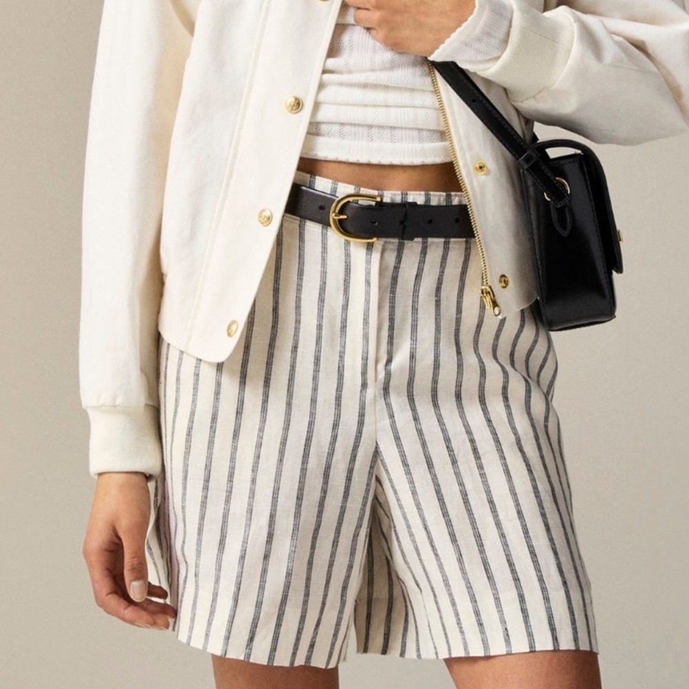 🩶 {PRICE FIRM} J. Crew 6” Harbor Short in Striped Linen - Picture 2 of 8